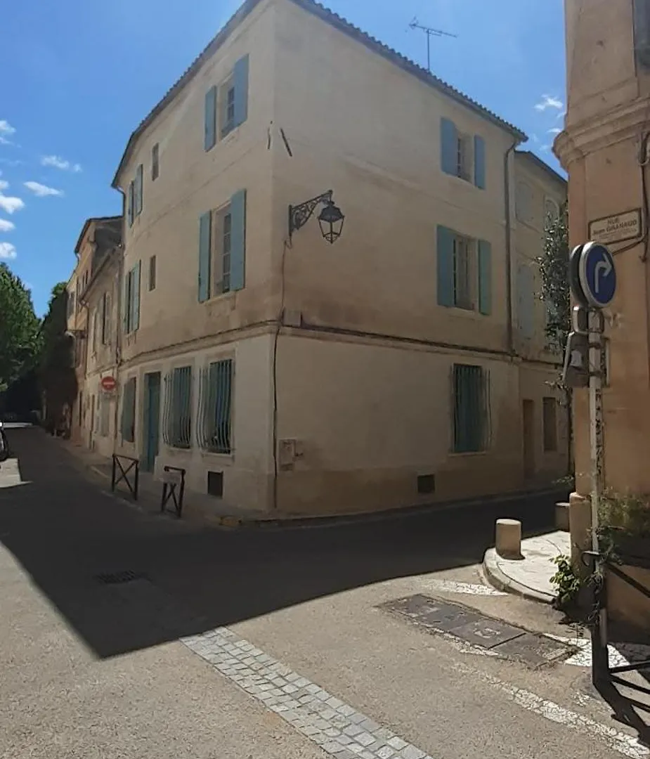 Au Coin De La Roquette Apartment Arles