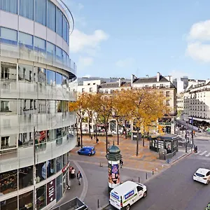 Pick A Flat's In Saint-lazare - Rue De Londres , Parijs Frankrijk